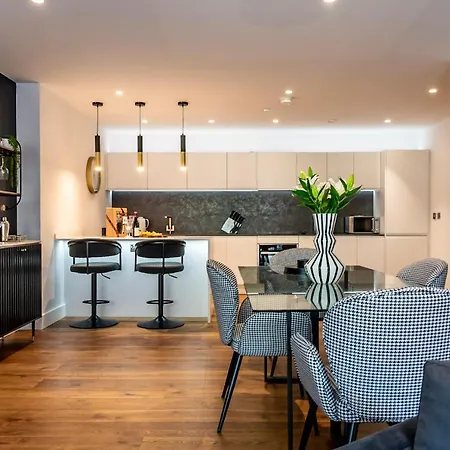 212 @ Ryedale House * York