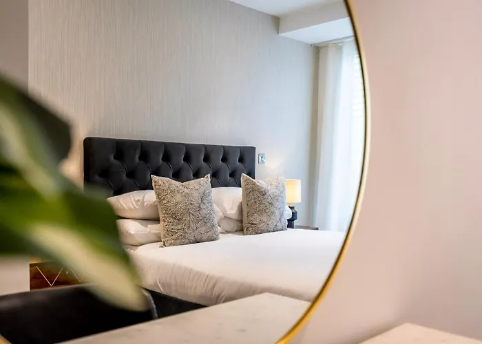 212 @ Ryedale House *