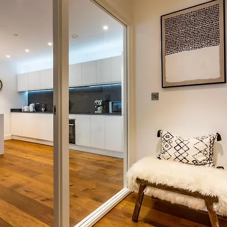 212 @ Ryedale House Apartment York